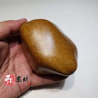 和田玉籽料石包玉 黄皮石包玉和田籽料原石 甄玉坊和田玉籽料