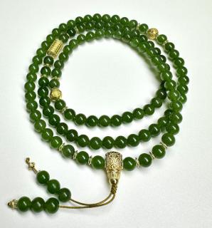 夏天戴和田玉,是品位,也是清润